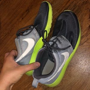 Nike Roshes